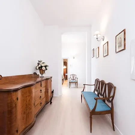 Loft Pino Centrale, A/c Wifi Apartment *