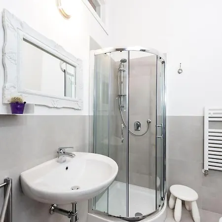 Loft Pino Centrale, A/c Wifi Apartment Florence